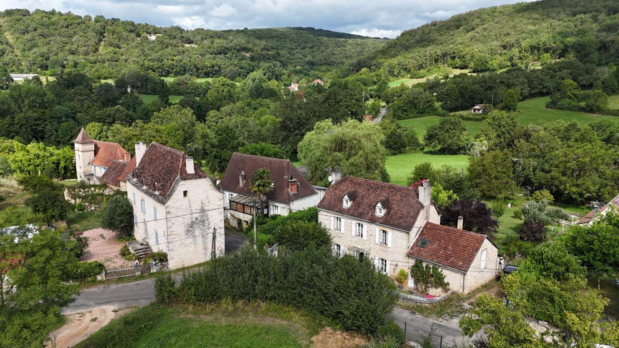 Les Trois Prunelles Saint-Pierre-Toirac Exteriör bild